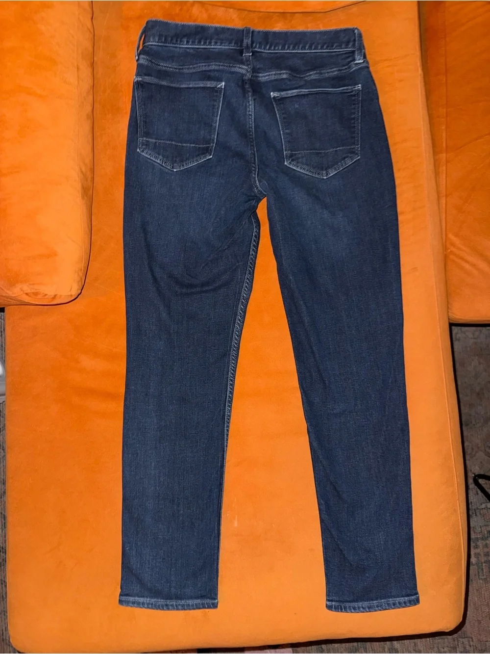 Men's Banana Republic Dark Blue Distressed, “Traveler Jean” Size 31x30